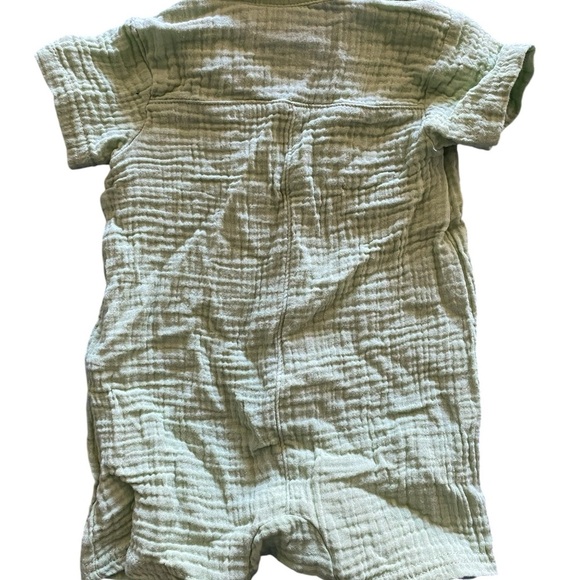 Disney Green Mickey Mouse romper with Textured Fabric - Picture 2 of 4